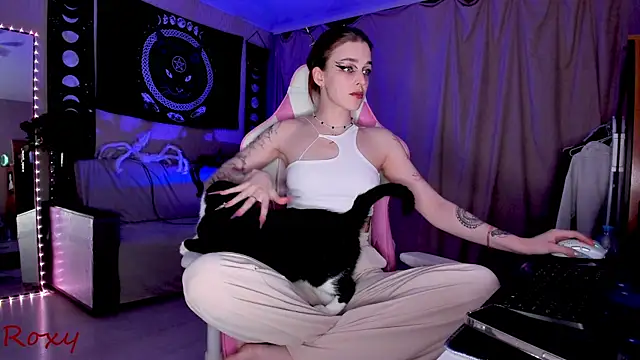 wet dream  online show from December 13, 10:55 pm