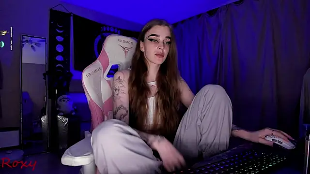 wet dream  online show from October 20, 4:40 pm