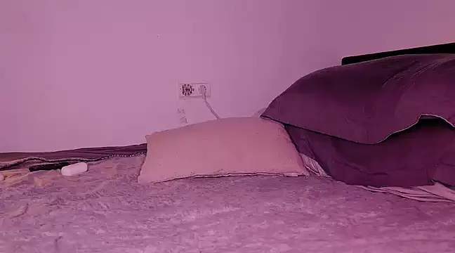 mrj99219 online show from January 10, 11:00 am