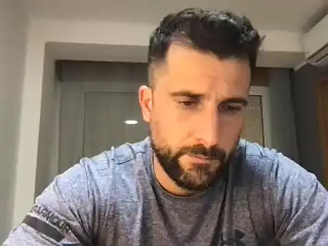 Snapshot of alex877x chatting on December 5, 12:11 pm alex877x online show from December 5, 12:11 pm