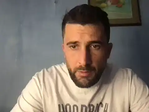 Snapshot of alex877x chatting on January 11, 12:18 pm alex877x online show from January 11, 12:18 pm