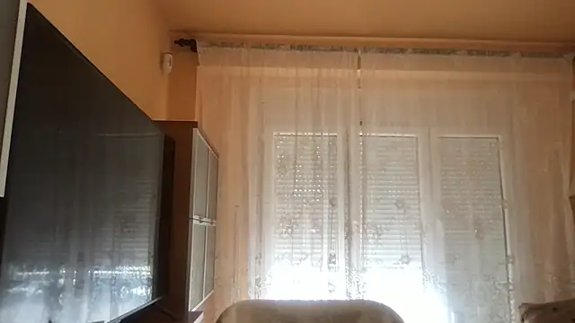 Snapshot of alex877x chatting on September 13, 8:14 am alex877x online show from September 13, 8:14 am