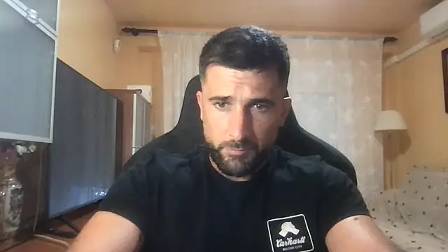 Snapshot of alex877x chatting on September 16, 10:05 am alex877x online show from September 16, 10:05 am