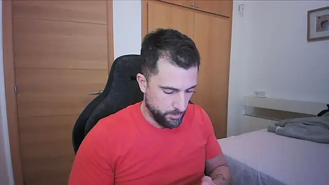 Snapshot of alex877x chatting on November 7, 3:01 pm alex877x online show from November 7, 3:01 pm