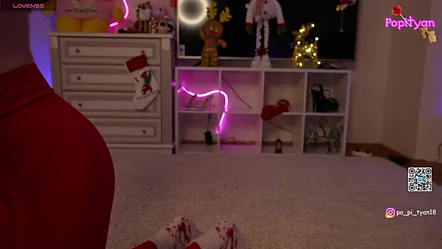 Snapshot of popityan1 chatting on December 29, 3:22 am popityan1 online show from December 29, 3:22 am