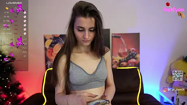 Snapshot of popityan1 chatting on January 14, 10:55 pm popityan1 online show from January 14, 10:55 pm