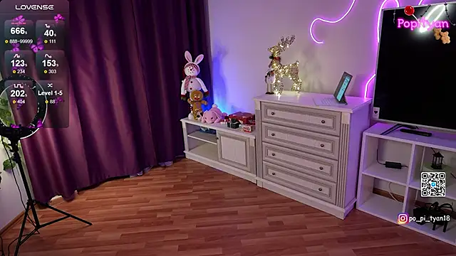 Snapshot of popityan1 chatting on January 26, 11:50 pm popityan1 online show from January 26, 11:50 pm