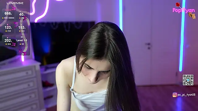 Snapshot of popityan1 chatting on February 8, 9:46 pm popityan1 online show from February 8, 9:46 pm