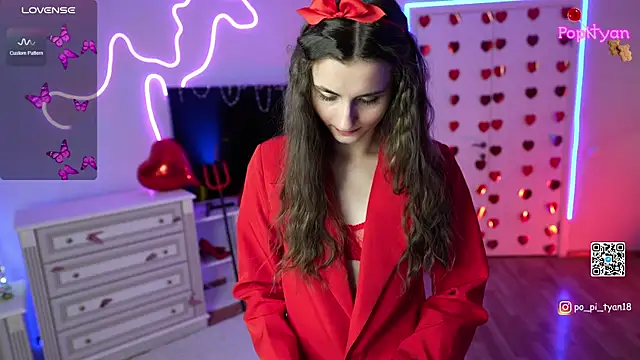 Snapshot of popityan1 chatting on February 15, 12:48 am popityan1 online show from February 15, 12:48 am