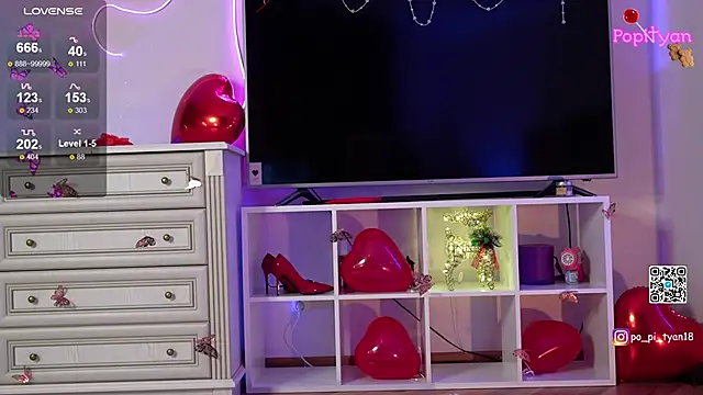 Snapshot of popityan1 chatting on February 16, 12:08 am popityan1 online show from February 16, 12:08 am