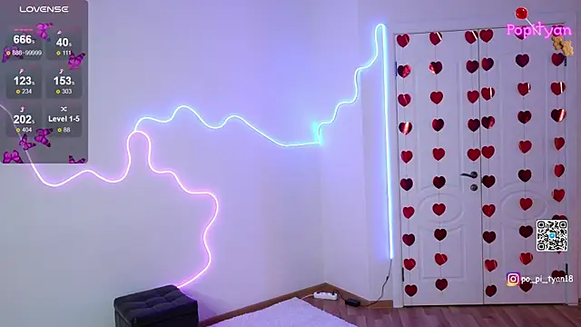 Snapshot of popityan1 chatting on February 22, 8:53 pm popityan1 online show from February 22, 8:53 pm