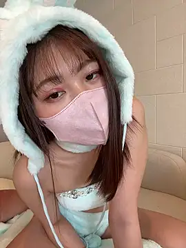 SUZU  online show from June 11, 1:05 am