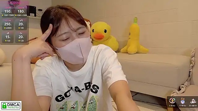 Snapshot of SUZU_ chatting on June 22, 2:14 pm SUZU online show from June 22, 2:14 pm