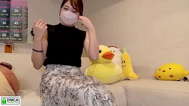 Snapshot of SUZU_ chatting on July 2, 10:10 am SUZU online show from July 2, 10:10 am