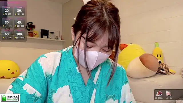 Snapshot of SUZU_ chatting on July 7, 12:53 pm SUZU online show from July 7, 12:53 pm