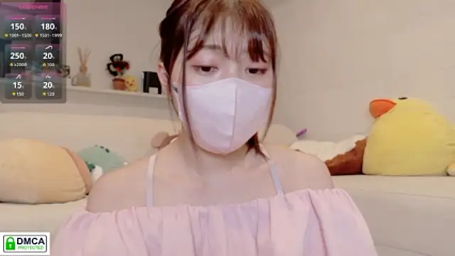 Snapshot of SUZU_ chatting on July 9, 12:09 pm SUZU online show from July 9, 12:09 pm