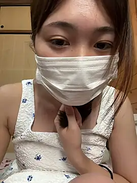 Snapshot of SUZU_ chatting on July 29, 1:09 pm SUZU online show from July 29, 1:09 pm