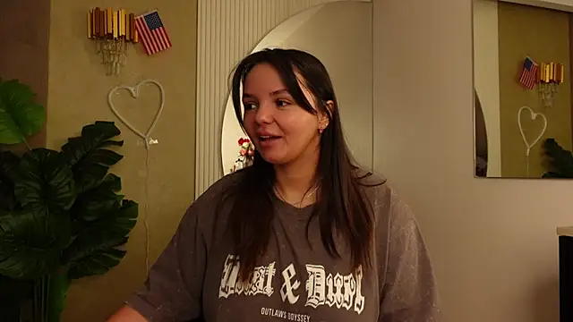 CelesteBailey online show from March 5, 3:35 am