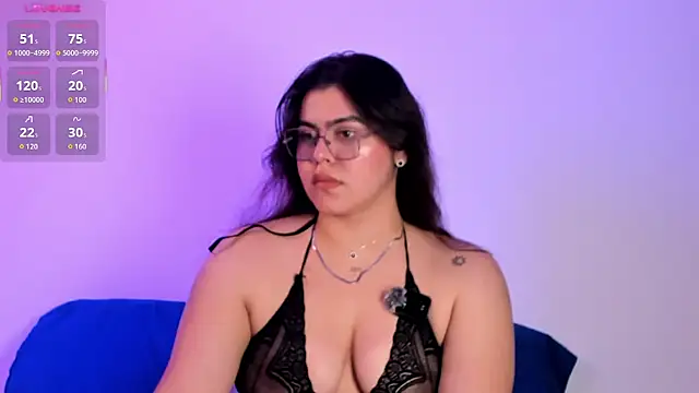 Snapshot of veronica185 chatting on May 8, 1:33 am veronica185 online show from May 8, 1:33 am