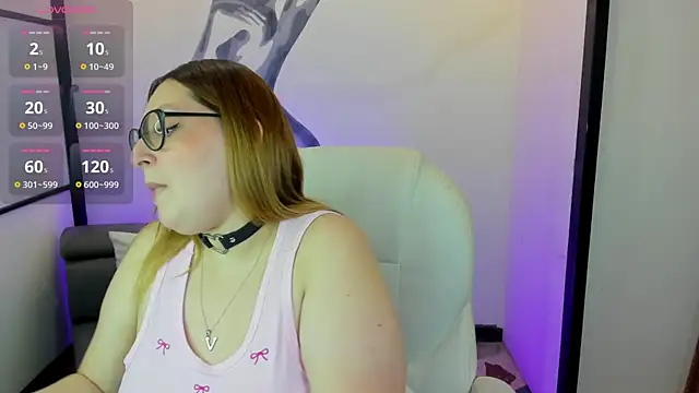 NiickyJones online show from March 13, 11:49 pm