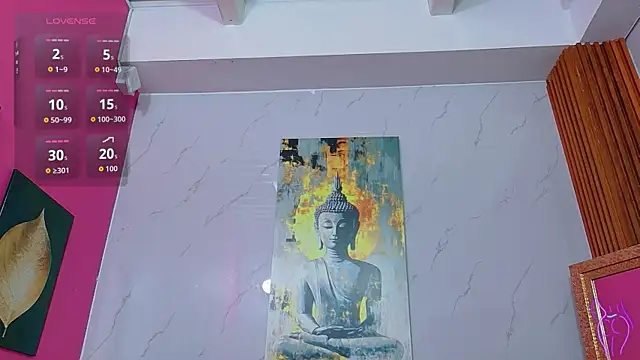 littlee emilyy  online show from July 11, 1:03 pm