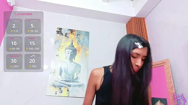 littlee emilyy  online show from July 28, 12:59 pm