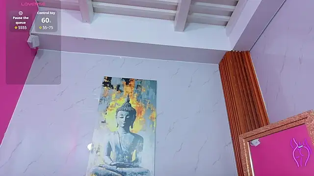 littlee emilyy  online show from July 30, 12:59 pm