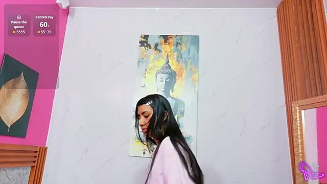 littlee emilyy  online show from August 1, 12:37 pm