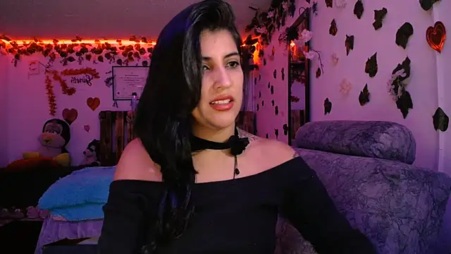 Snapshot of azahar__ziiz chatting on March 6, 8:59 pm azahar ziiz online show from March 6, 8:59 pm