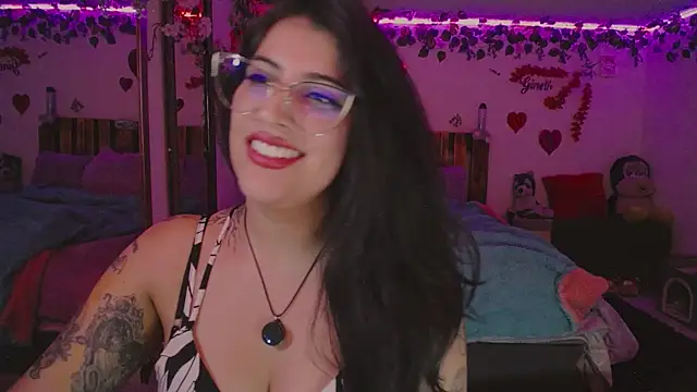 Snapshot of azahar__ziiz chatting on September 23, 2:58 am azahar ziiz online show from September 23, 2:58 am