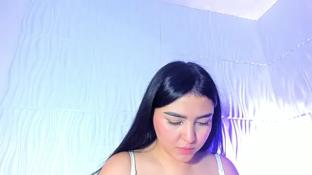 Abby  colins online show from May 20, 5:08 pm