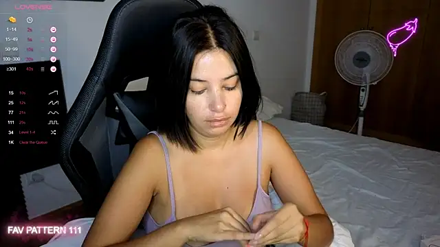 Snapshot of AnnaQueen chatting on September 9, 2:00 am AnnaQueen online show from September 9, 2:00 am