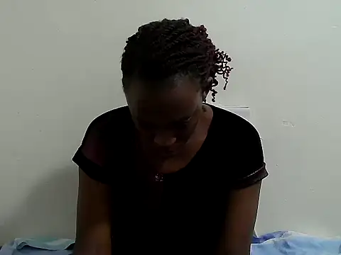 Snapshot of lizbela1 chatting on June 12, 7:46 pm lizbela1 online show from June 12, 7:46 pm