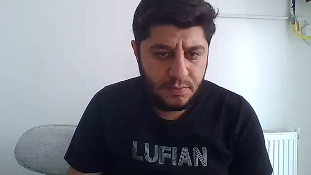 Snapshot of erkekkkadam chatting on December 23, 8:33 am erkekkkadam online show from December 23, 8:33 am