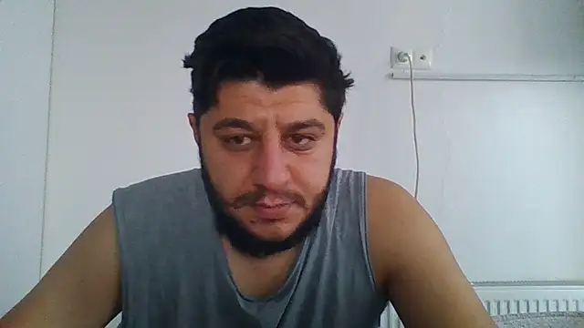 Snapshot of erkekkkadam chatting on December 25, 5:26 am erkekkkadam online show from December 25, 5:26 am