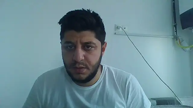 Snapshot of erkekkkadam chatting on January 19, 5:15 am erkekkkadam online show from January 19, 5:15 am