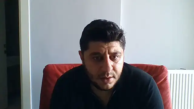 Snapshot of erkekkkadam chatting on June 1, 11:34 am erkekkkadam online show from June 1, 11:34 am
