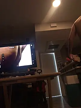 Snapshot of ft2022W chatting on January 31, 9:27 am ft2022W online show from January 31, 9:27 am