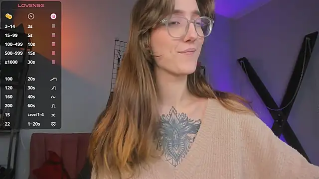 Snapshot of Lola_Missy chatting on February 11, 5:58 am Lola Missy online show from February 11, 5:58 am