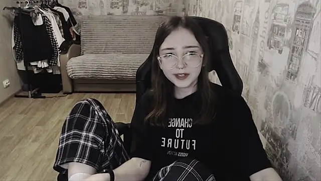 AmeliaKamishiro online show from January 13, 2:50 am