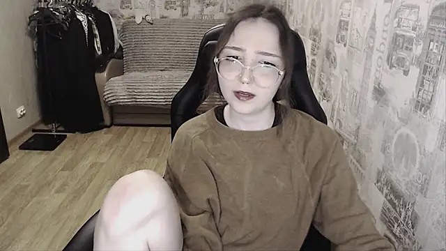 AmeliaKamishiro online show from January 28, 5:46 pm