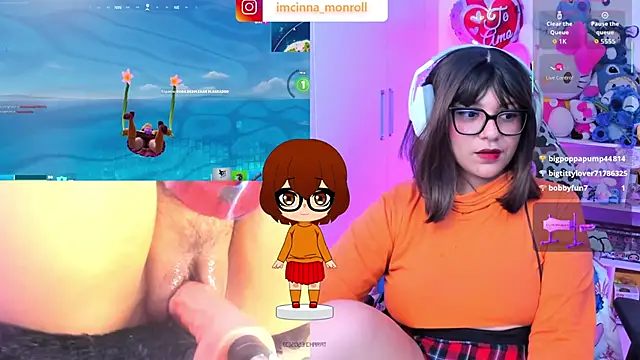 cinna monroll online show from December 5, 3:59 am