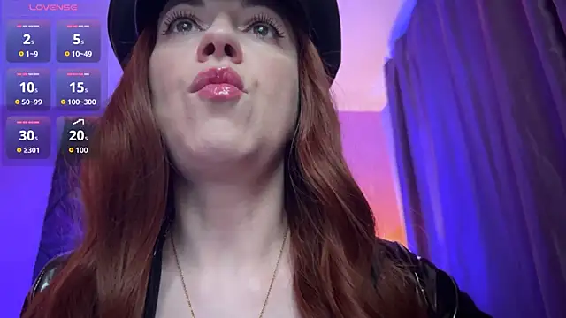 Snapshot of Helena__Femdom chatting on May 31, 6:09 pm Helena Femdom online show from May 31, 6:09 pm