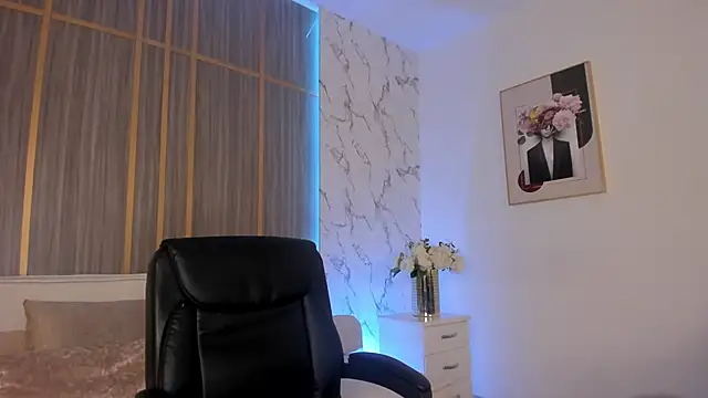 Snapshot of IsabellaAllen chatting on November 19, 9:59 pm IsabellaAllen online show from November 19, 9:59 pm