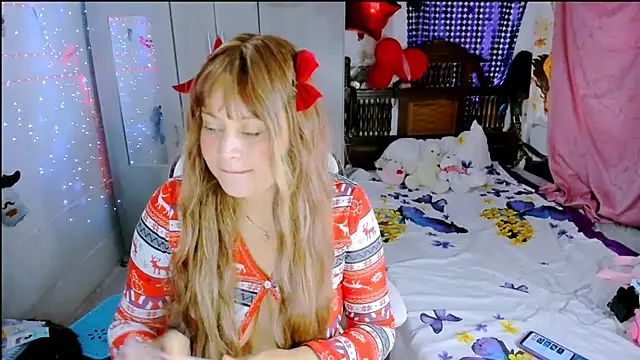 SofiaOlivares online show from December 3, 11:30 am