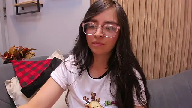 Eva Macalliter online show from December 24, 7:06 am