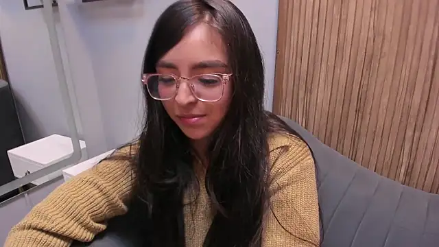 Eva Macalliter online show from January 22, 6:31 am