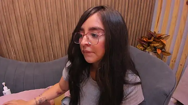 Eva Macalliter online show from January 24, 9:28 am