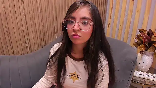 Eva Macalliter online show from February 1, 3:08 am