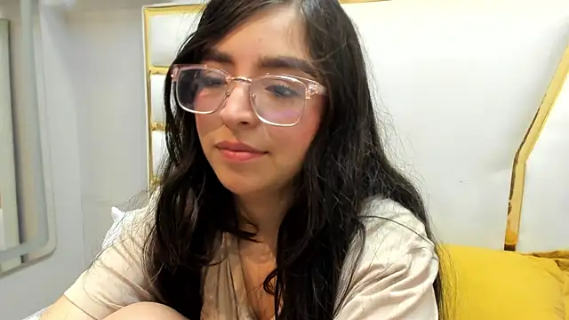 Eva Macalliter online show from March 9, 8:51 am